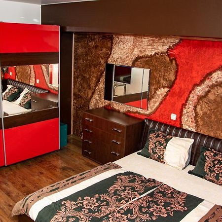 Vilhelmov'S Apartament Lukovit Luaran gambar